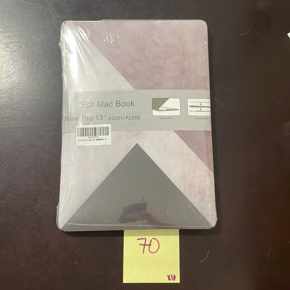 MacBook New Pro 13” purple geometric shell - Picture 3 of 3